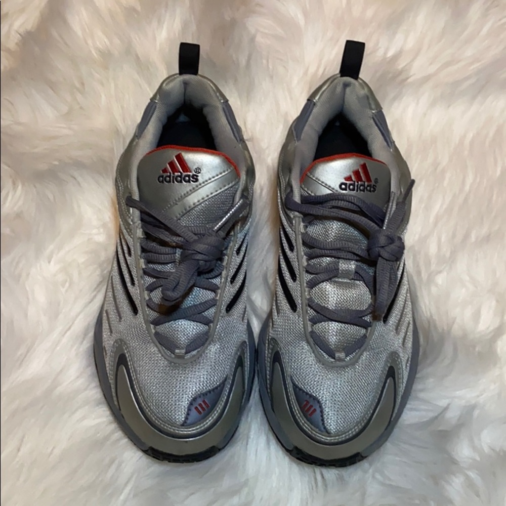 Adidas • Silver Sneakers, 6